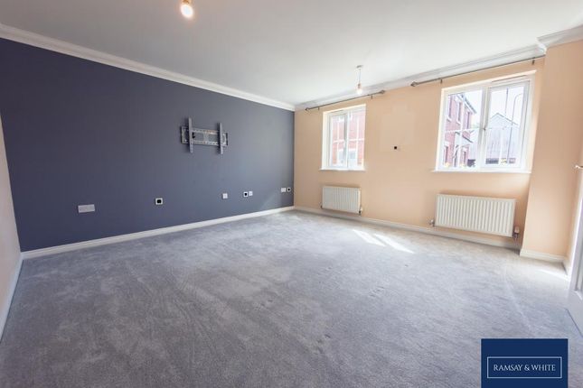3, Meadow Close, Merthyr Tydfil photo 3