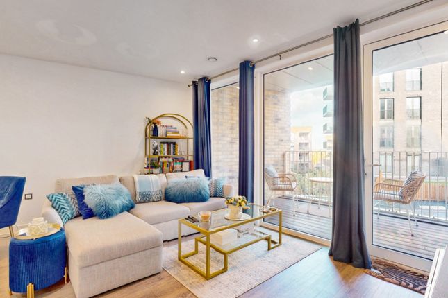 Thumbnail Flat for sale in Laidlaw House, Medawar Drive, London