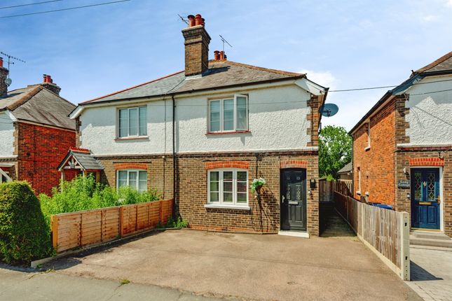 9, Church Lane, Crawley photo 3