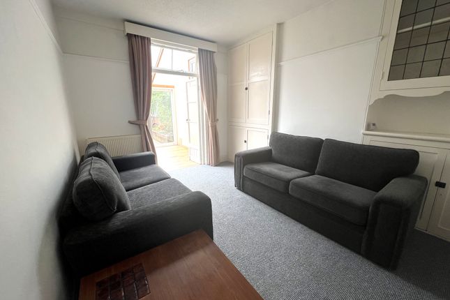 44, Elmside, Exeter photo 4