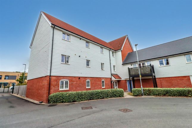 24 Liberty Way Outside Photos.Jpg