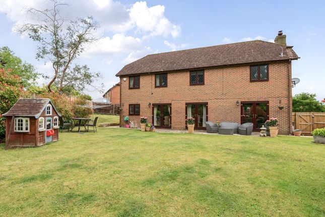 19, Chestnut Rise, Southampton photo 3