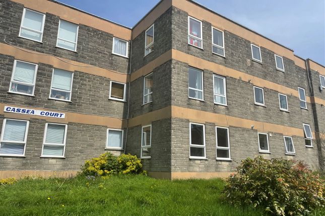 Thumbnail Flat to rent in Dorchester Road, Weymouth, Dorset