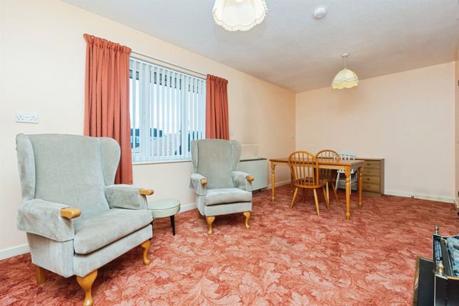 Flat 33, Avonlea Court, Cloverdale Drive, Bristol photo 3