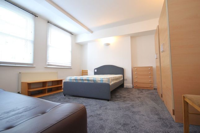 Studio to rent in Royal College Street, London