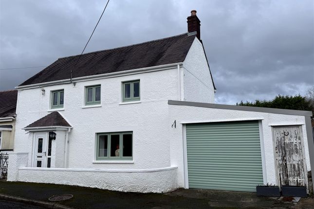 3-bed house on Ty Mawr, Heol Y Capel, Llanelli, £295,000