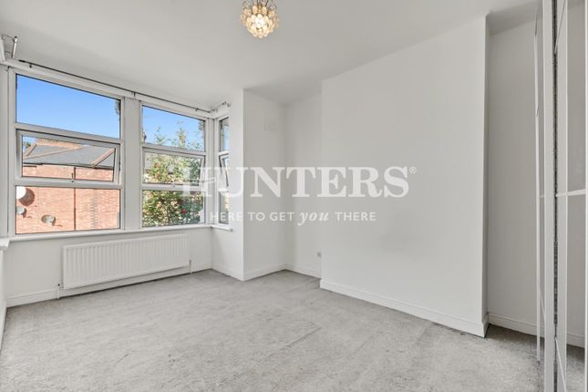 3, Rockhall Road, London photo 4