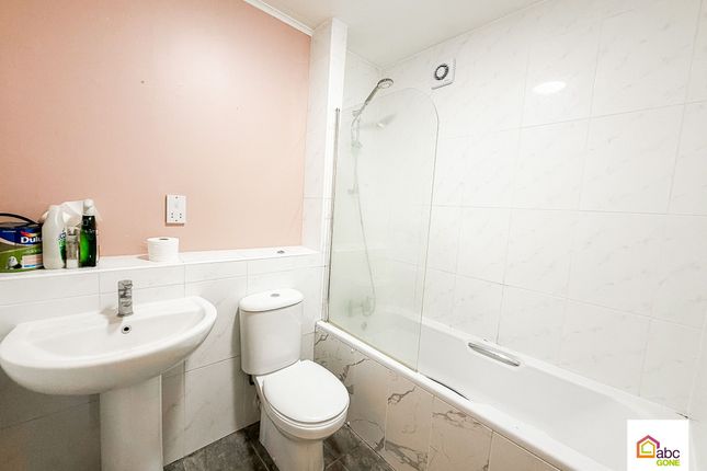 27 Tilbury Road, London photo 5
