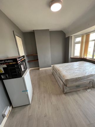 29, Roman Way, Thatcham photo 4