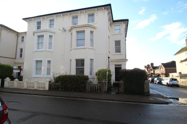 Thumbnail Flat to rent in Norfolk Road, Littlehampton, West Sussex