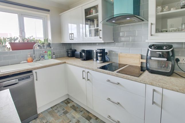 14, Papworth Road, March photo 2