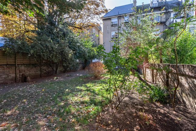 39, Cromwell Road, Hove photo 4