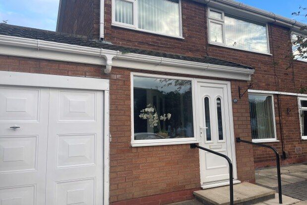 Thumbnail Property to rent in Haslemere Drive, Warrington