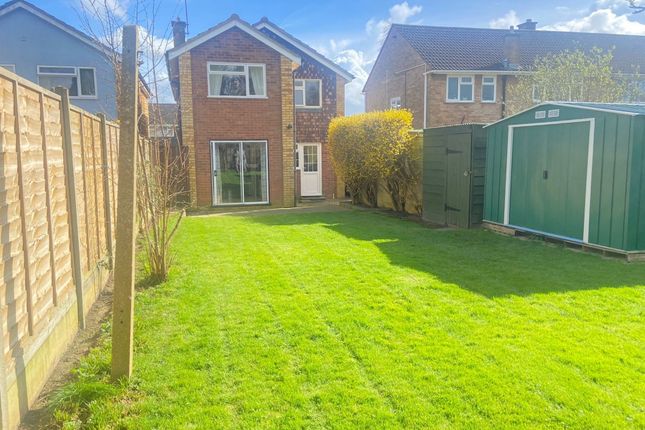 Thumbnail Detached house for sale in Pentland Rise, Putnoe, Bedford
