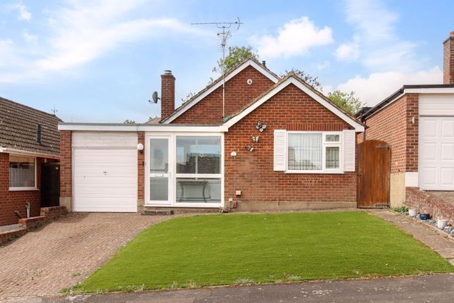 Thumbnail Bungalow for sale in Abstacle Hill, Tring