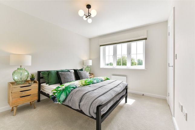 Link-detached house for sale in The Chalgrove, The Brooks, Clayhill Road, Burghfield Common, Reading