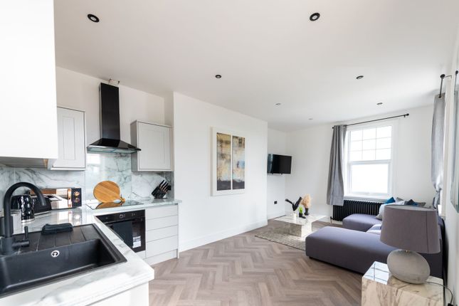 Thumbnail Flat to rent in Flat 4, Naldera, Cliff Promenade, Broadstairs