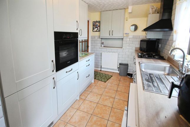 7, Hollybank, Leeds photo 4