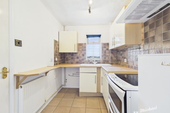 67 Fyne Drive, Leighton Buzzard photo 3