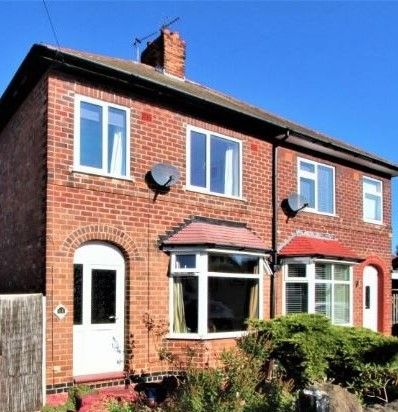Semi-detached house to rent in Leyton Crescent, Beeston, Nottingham