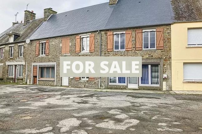 Thumbnail Town house for sale in Guilberville, Basse-Normandie, 50160, France