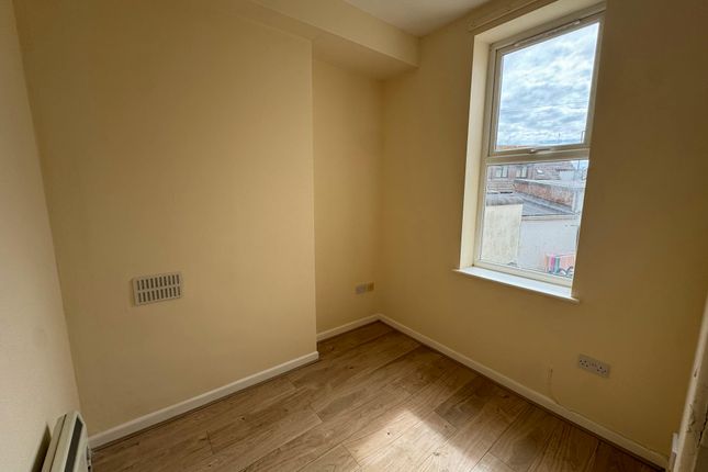 182A Commercial Road, Bournemouth photo 3