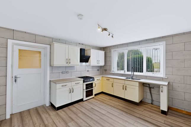 51 Salford Road, Bolton photo 3