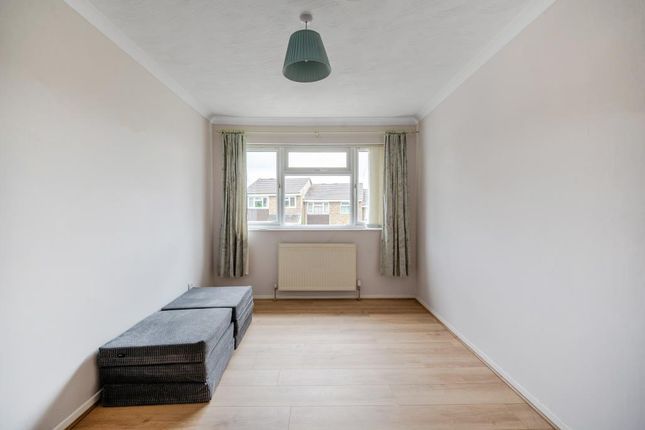58 Chessmount Rise, Waterside, Chesham photo 4