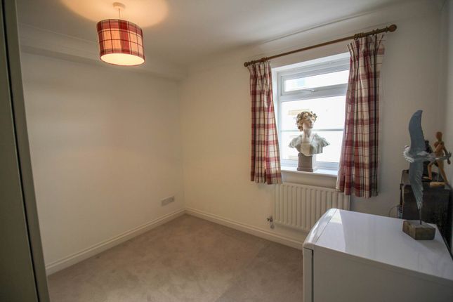 Flat for sale in Royal Sands, Weston-Super-Mare