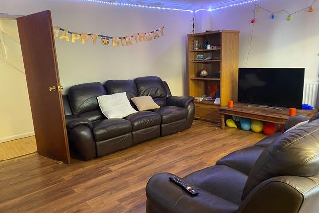 Shared accommodation to rent in Rathmines Close, Nottingham