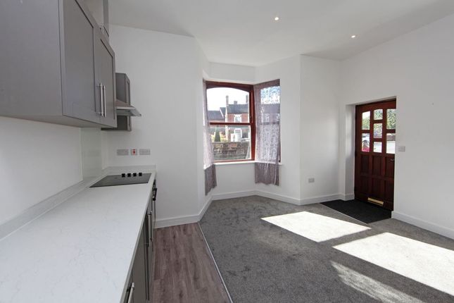 Flat 5, Clarence House, 30, Queen Street, Market Drayton photo 4