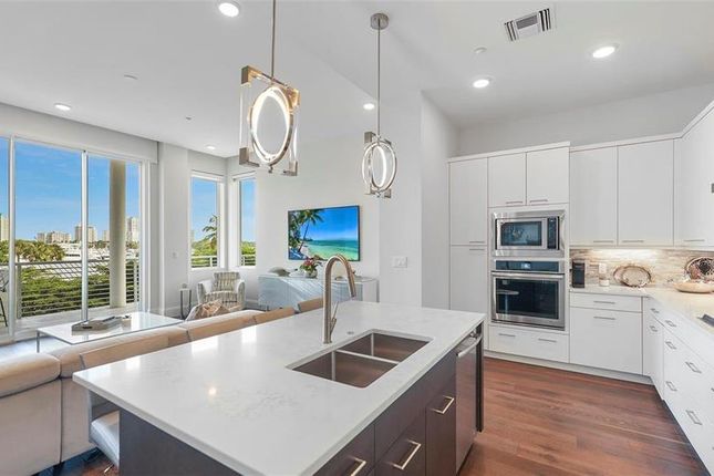 Town house for sale in 609 Golden Gate Pt #301, Sarasota, Florida, 34236, United States Of America
