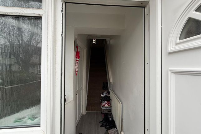 118, St. Edmunds Road, Greater London photo 3
