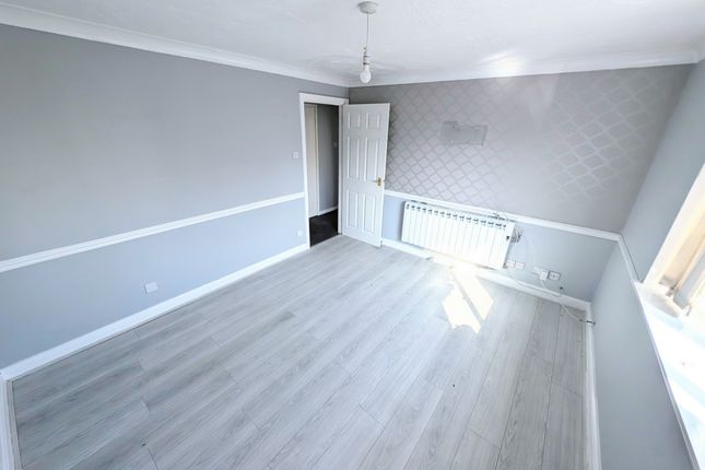 32c, Belgrave Street, Wirral photo 3