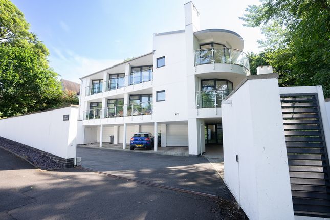 Thumbnail Flat for sale in Bronwydd Avenue, Cardiff