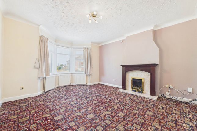 47, Lindsaybeg Road, Glasgow photo 2