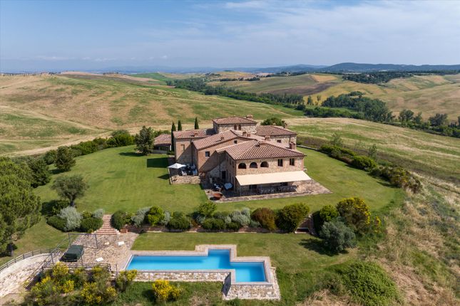 Thumbnail Farm for sale in Asciano, Val D'orcia, Tuscany, Italy