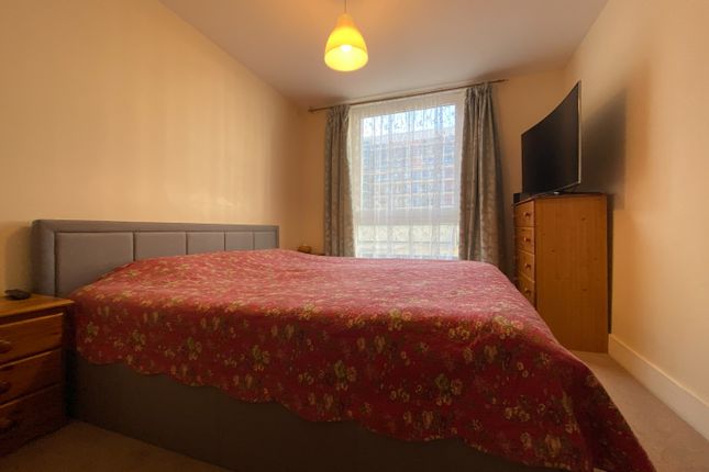 Dover Court, Prospect Place, Cardiff photo 4
