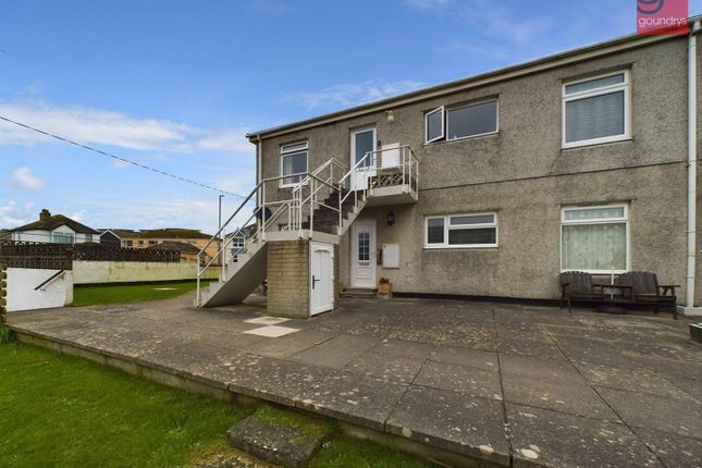 Thumbnail Flat for sale in Josephs Court, Perranporth