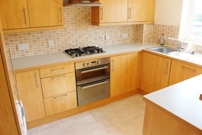 27 Brunel Crescent, Swindon photo 4