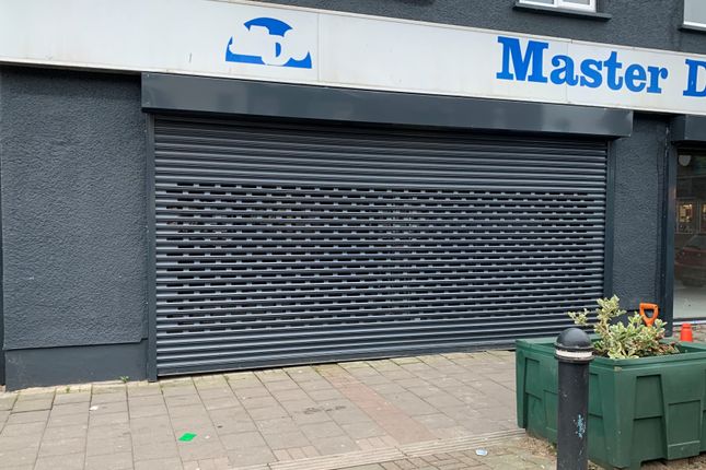 Retail premises to let in City Road, Cardiff