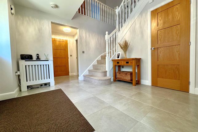 6, Carroll Close, Whiteley photo 3