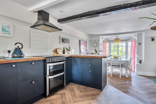 Wistaria Cottage, High Street, Sidmouth photo 2