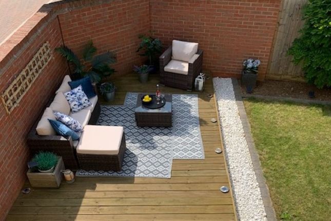 45, Junction Way, Kettering photo 2