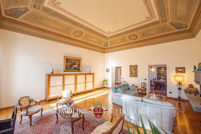 Apartment for sale in Fiesole, Tuscany, Italy