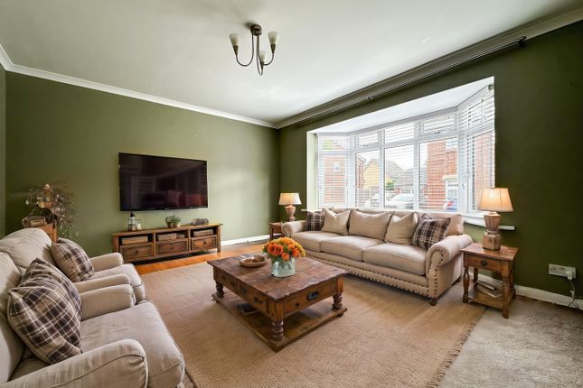 14, Warres Road, Taunton photo 3