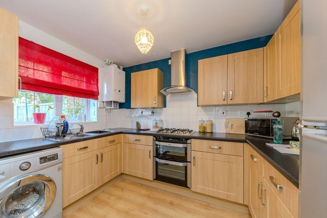 21 Park View Close, Stoke-On-Trent photo 4