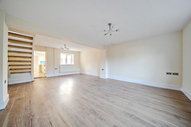 7, Viaduct Terrace, Hamstreet photo 4