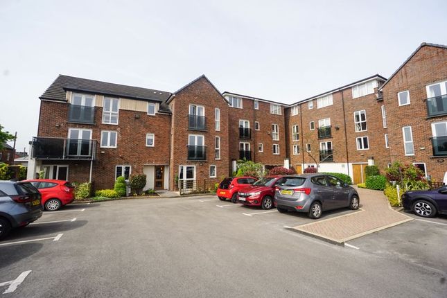 Flat for sale in Chorley New Road, Horwich, Bolton