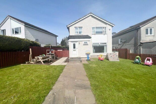 Thumbnail Property to rent in Fowlis Drive, Glasgow